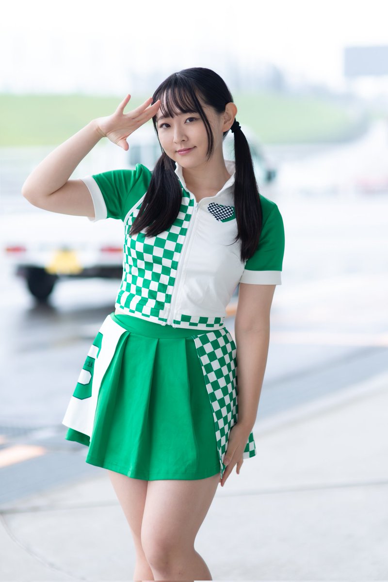 shippo_hama's tweet image. 鈴鹿 FUN&amp;amp;RUN! 2-Wheels 25.10

レースクイーン🏍️
新田柚花 さん @yuukanew3

#鈴鹿サーキット #SUZUKA #FUNRUN
#レースクイーン