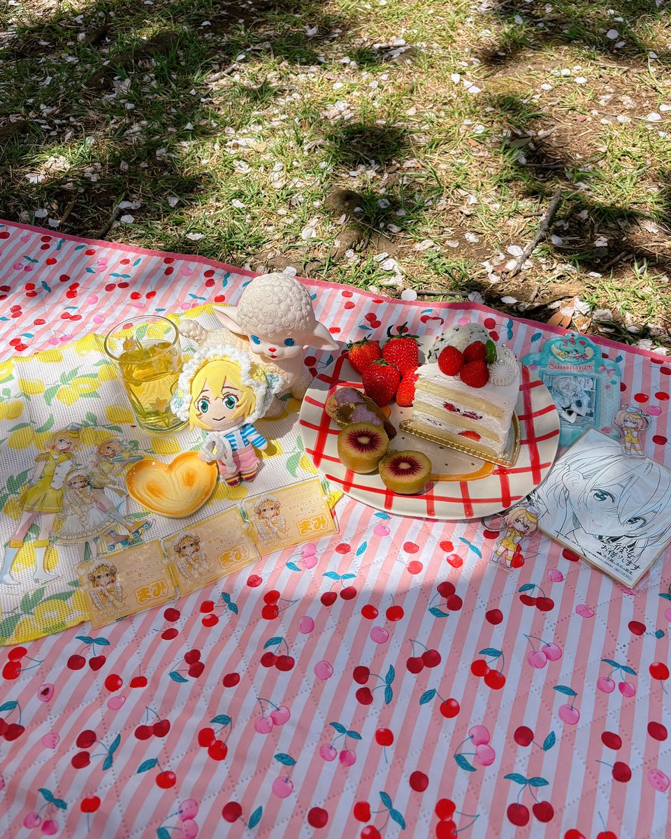 麻美ちゃんとお花見ピクニック🌸
#彼女お借りします