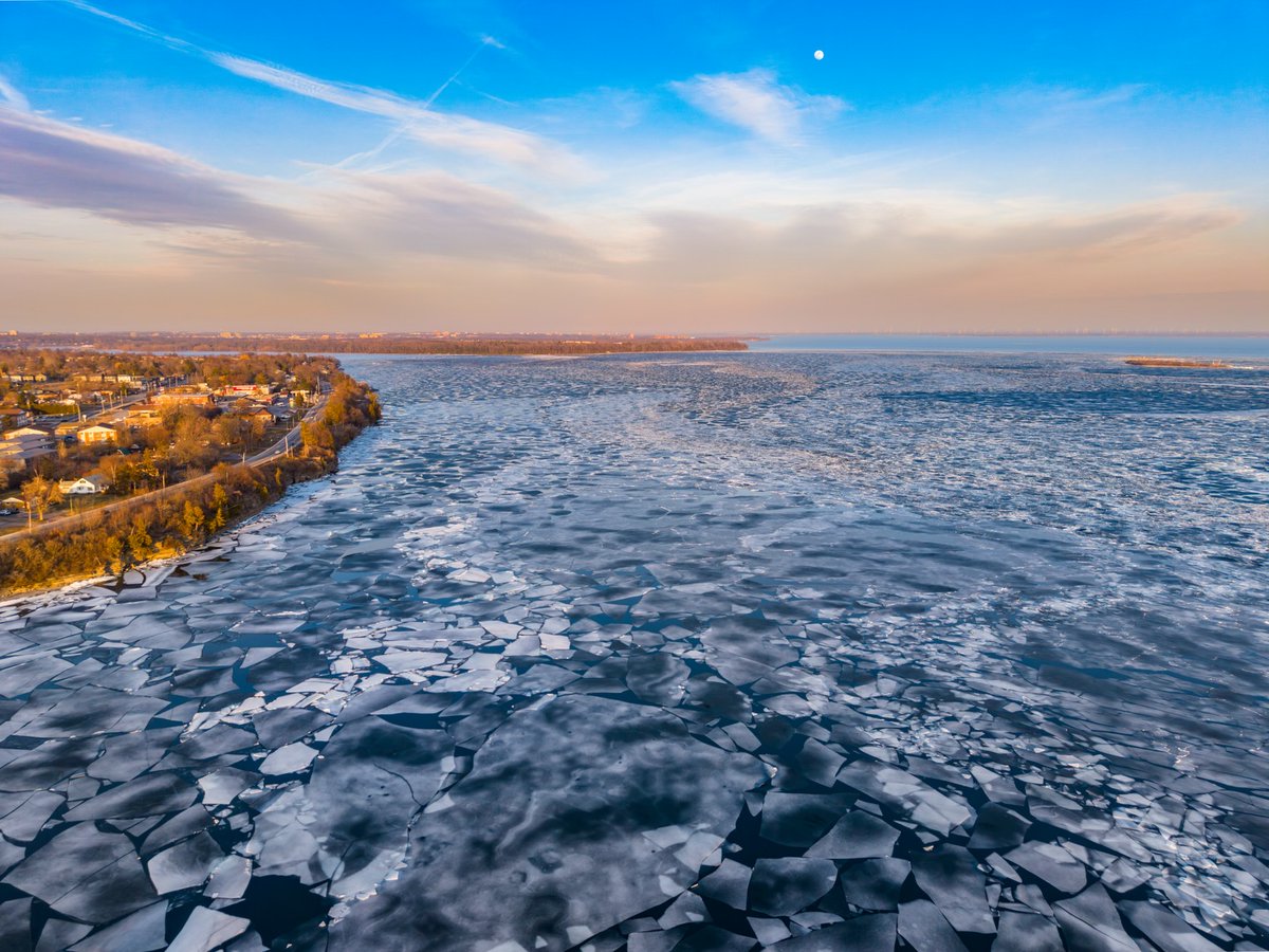 Lake Ontario ice breaking up!!!