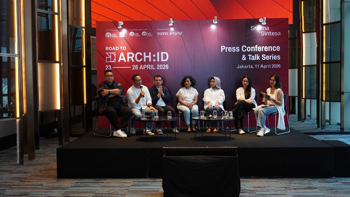 BLoungeID's tweet image. Arsitektur bertransformasi! 🏗️ ARCHID 2026 membuktikan bahwa masa depan industri ini terletak pada ekosistem kolaboratif yang kuat. 📐🌐

blj.co.id/index.php/2026…
#ARCHID #Architecture #DesignTrends #Innovation #Collaboration #UrbanPlanning #IndonesiaArchitect