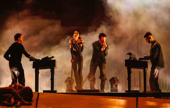 Nine Inch Nails at Coachella 2005 

Nine Inch Nails (Noize) at Coachella 2026