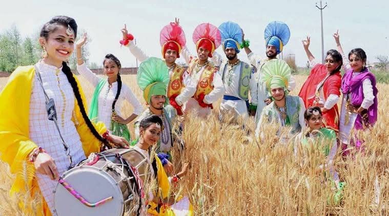 Dear, Divine &amp; Respected Bharatwasis; #HappyBaisakhi to you!🪷

May the festival of #joy &amp; #glee #Baisakhi bring #love #happiness, #bliss, #prosperity &amp; #success in your life!🙌

Bharat Mata Ki Jai!🙏
Jai Hind! Vande Mataram!🇮🇳🚩

With divine love &amp; regards,
Mukesh Advani