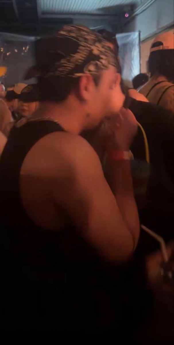 ชามุก ชามุก tweet media