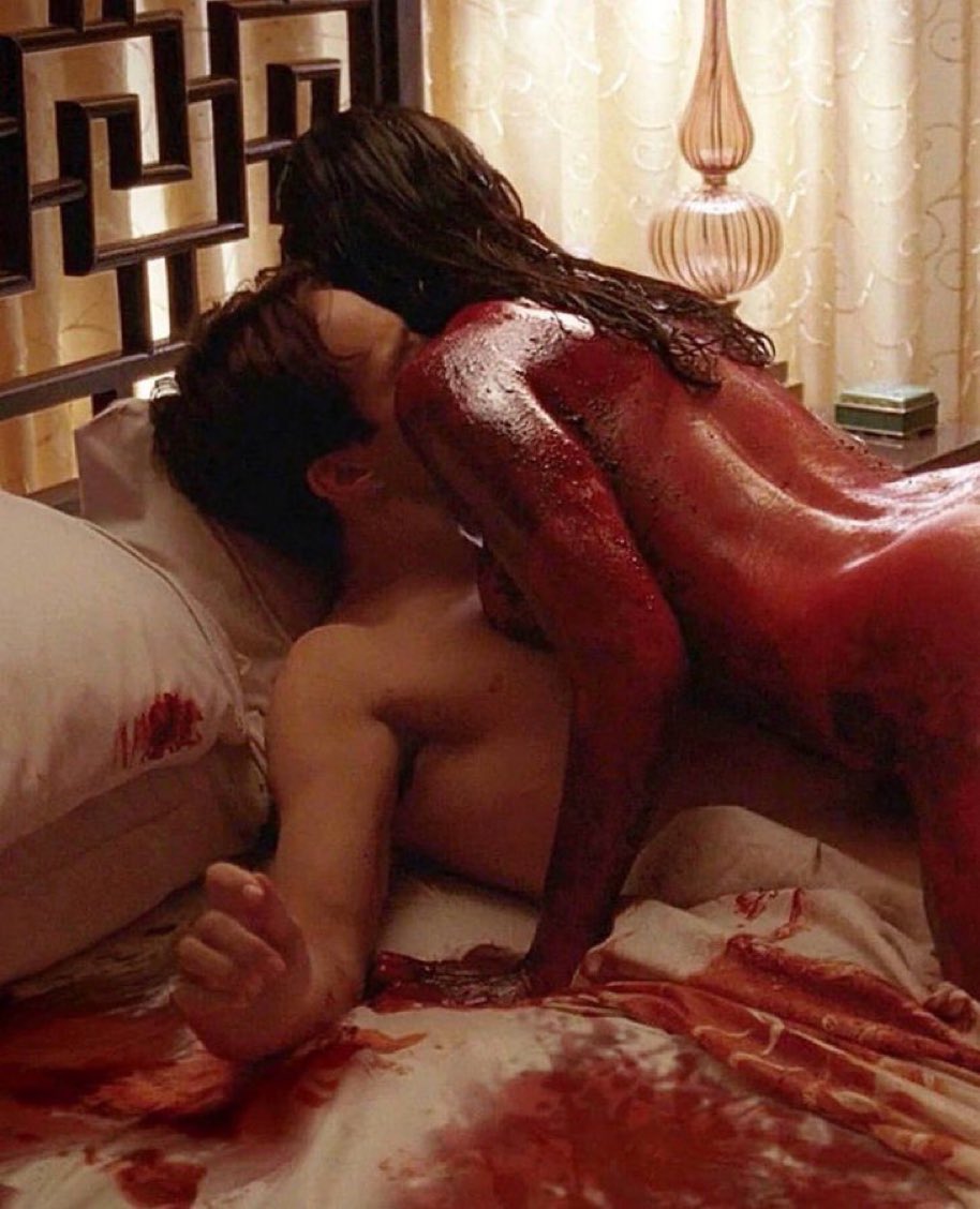 🦇 𝐭𝐡𝐞 𝐯𝐚𝐦𝐩𝐢𝐫𝐚 𝐬𝐡𝐨𝐰 | nsfw tweet media