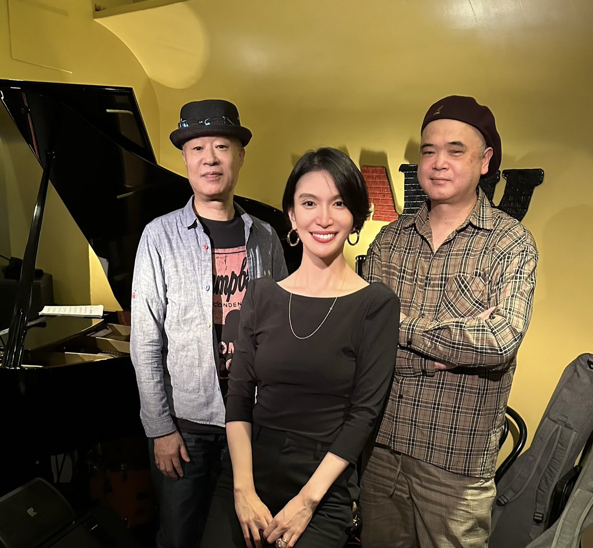 Sakai Layla Tomomi tweet media