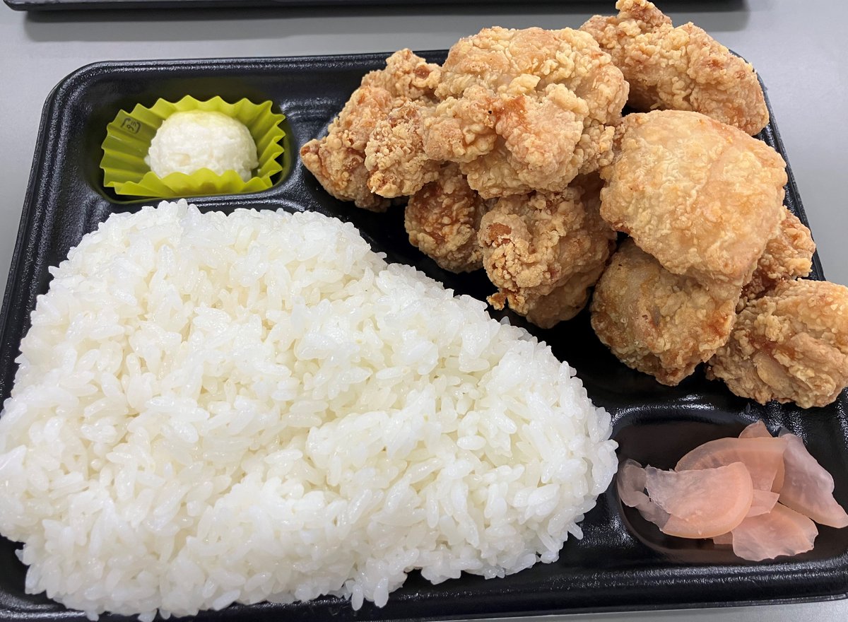 ---------
#全国企業公式勢力図 
会社名：株式会社ポプラリテール
地域：広島（全国）
業種：コンビニエンスストア『ローソンポプラ』
やってること：広島発祥のコンビニ、ポプラが作る店炊きごはん、大盛無料『ポプ弁』のご紹介🍱✨
ひとこと：皆さま、よろしくお願いしまいちゃん☺️🍚
---------
