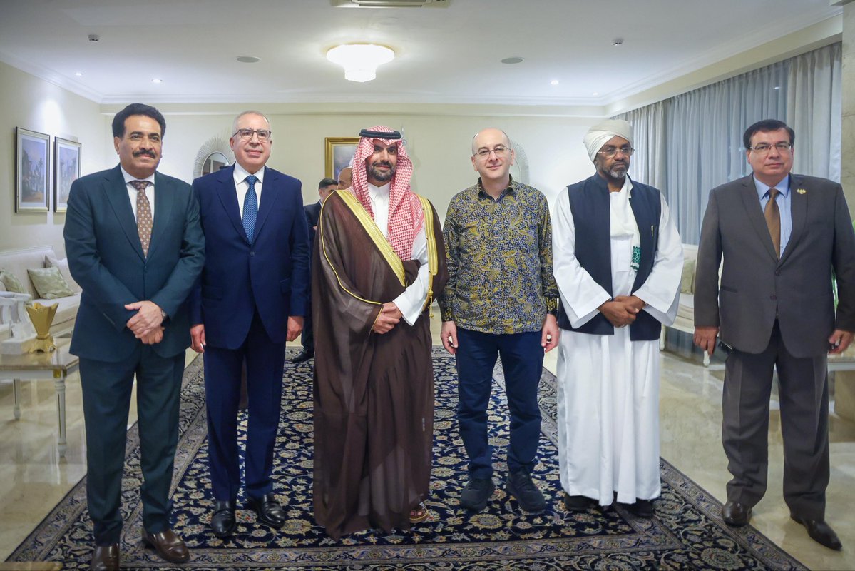 السفارة في إندونيسيا tweet media