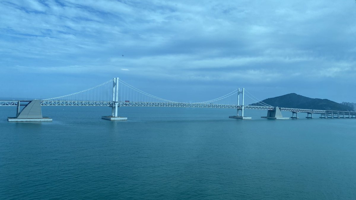 WSP111's tweet photo. Busan is gooooood https://t.co/r5ru1RpkII