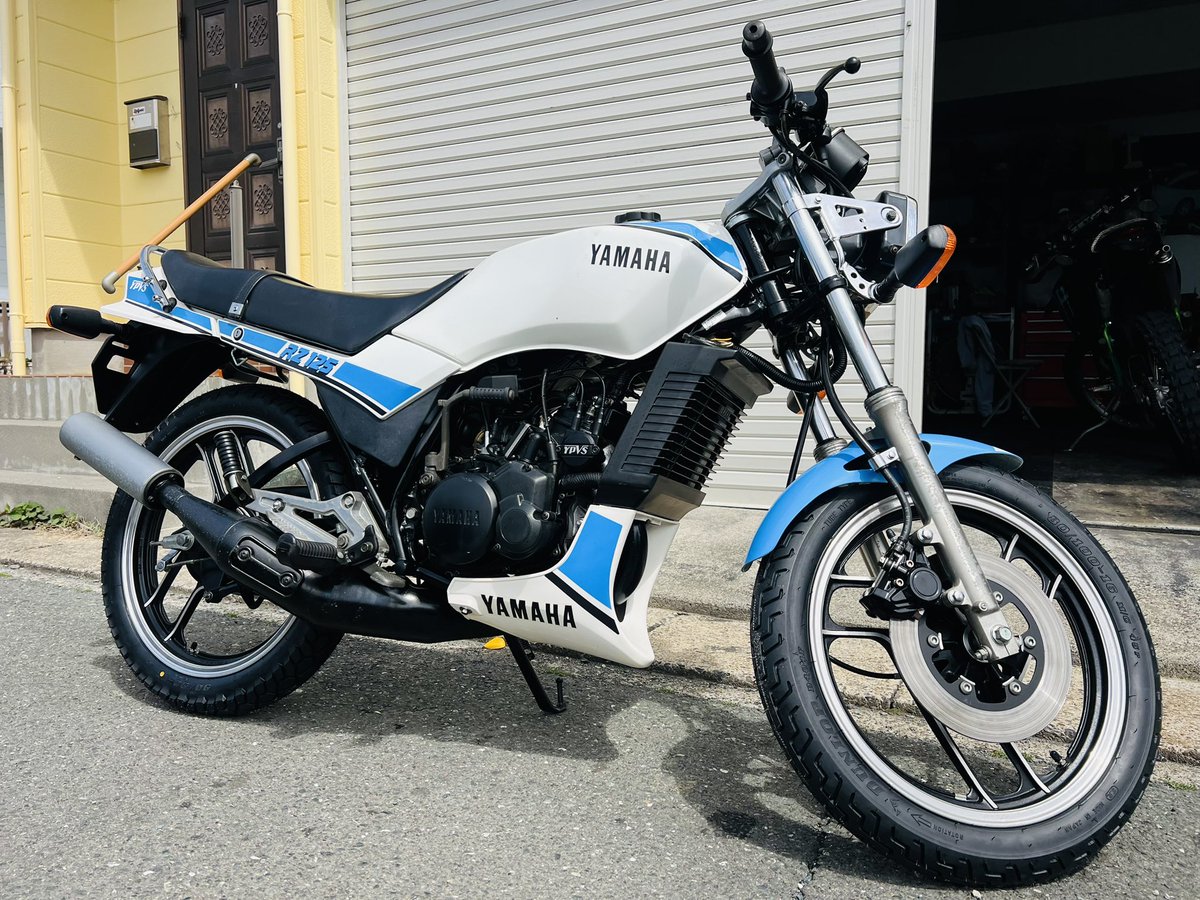 本日RZ125のタイヤ交換をしました！ ワンオーナーのフルノーマルを