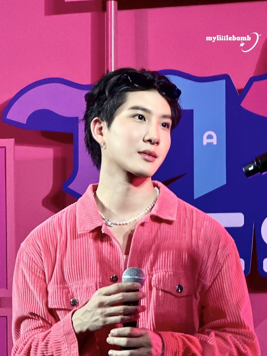 Yesi 🌥 tweet media