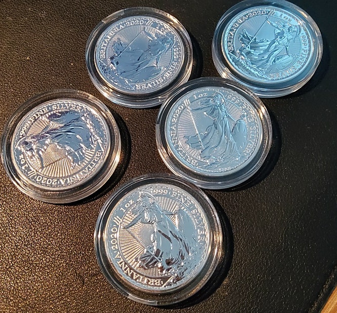 cold_1984's tweet image. 이런거 있는 사람?
요샌 비싸서 못사겠다...🤦‍♂️

#bullion #britannia #Ag