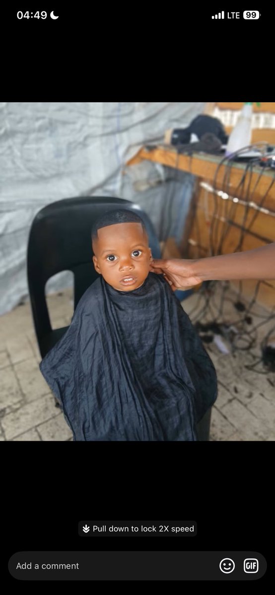 Man’s NOT Barry Roux tweet media