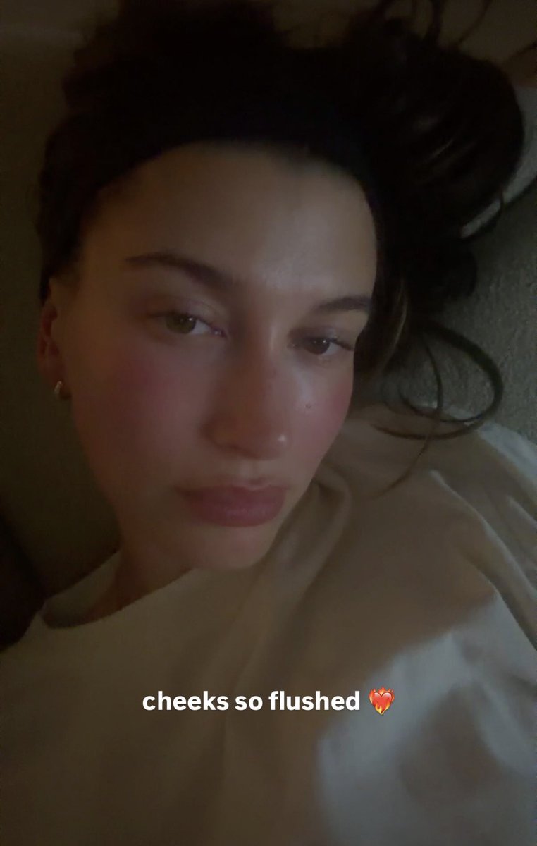 bay ⋆ ˚｡⋆ | W2 BIEBERCHELLA tweet media