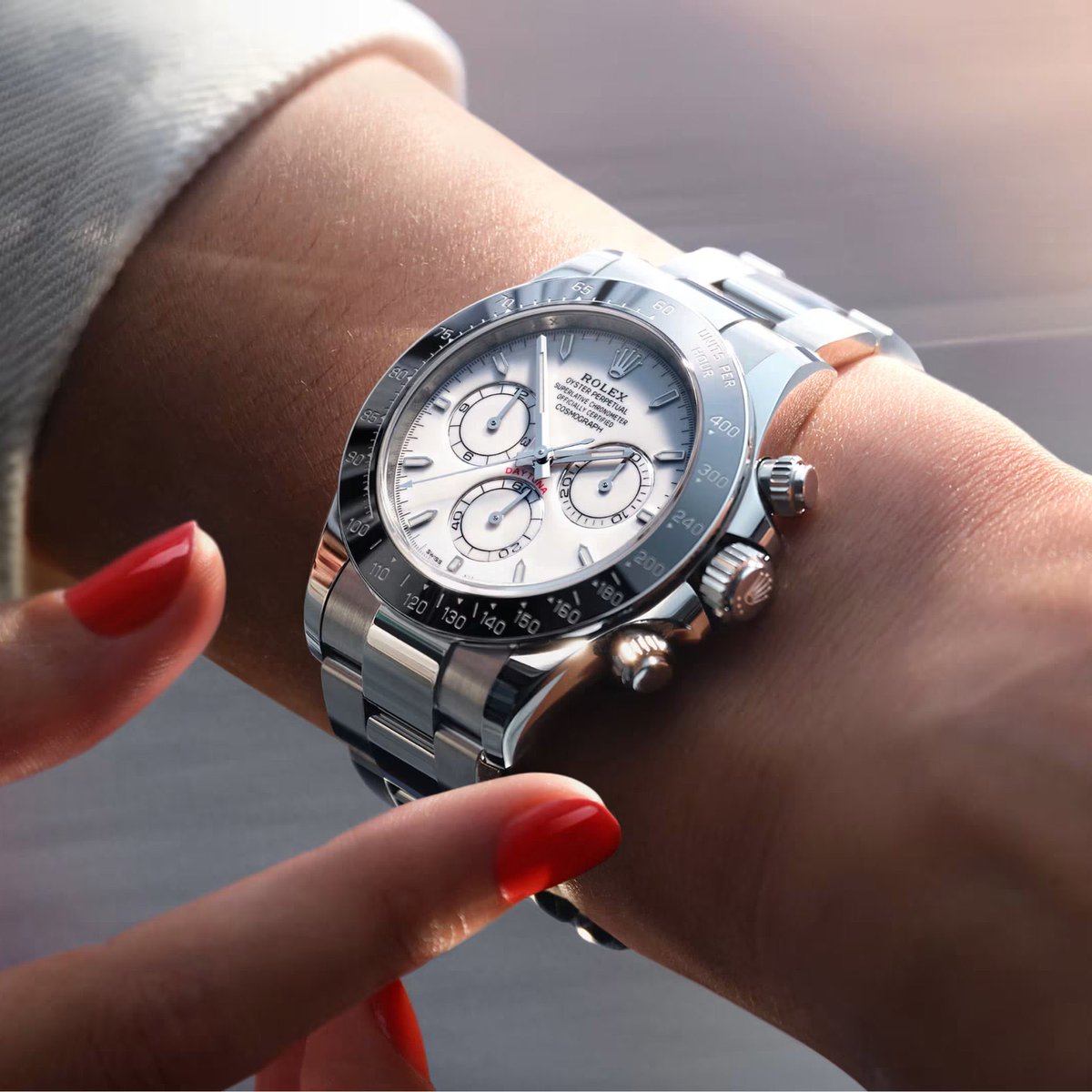 عالم الساعات tweet media