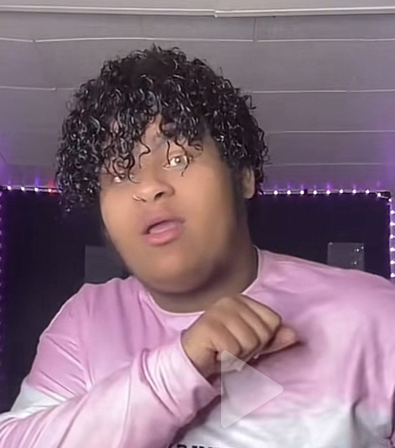 DJ2SILLY's tweet image. Just realized i cut like every night (im supposed to be in recovery)