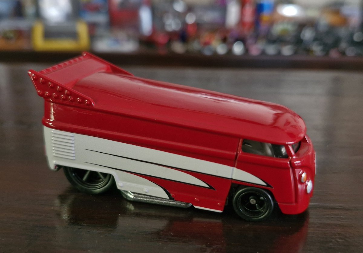 Wayne's DC Garage tweet media