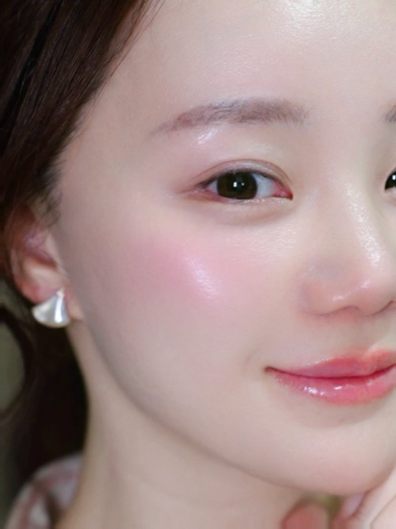 みりん tweet media