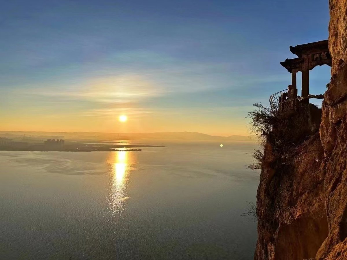 Christian tweet media