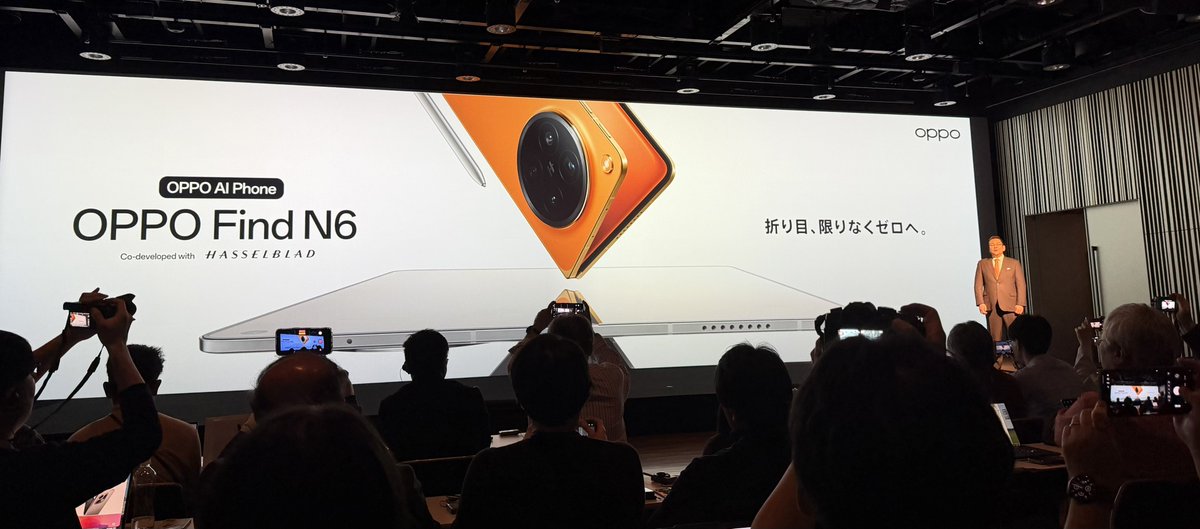 tsubasa_desu's tweet image. わーい！！！！OPPO Find N6きた！！！！