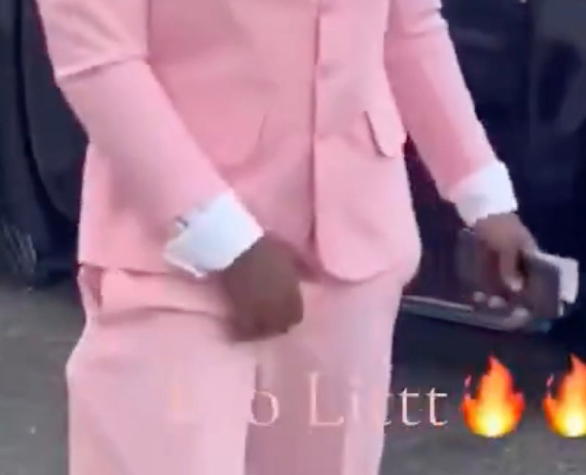 Roberg L. Gibson tweet media