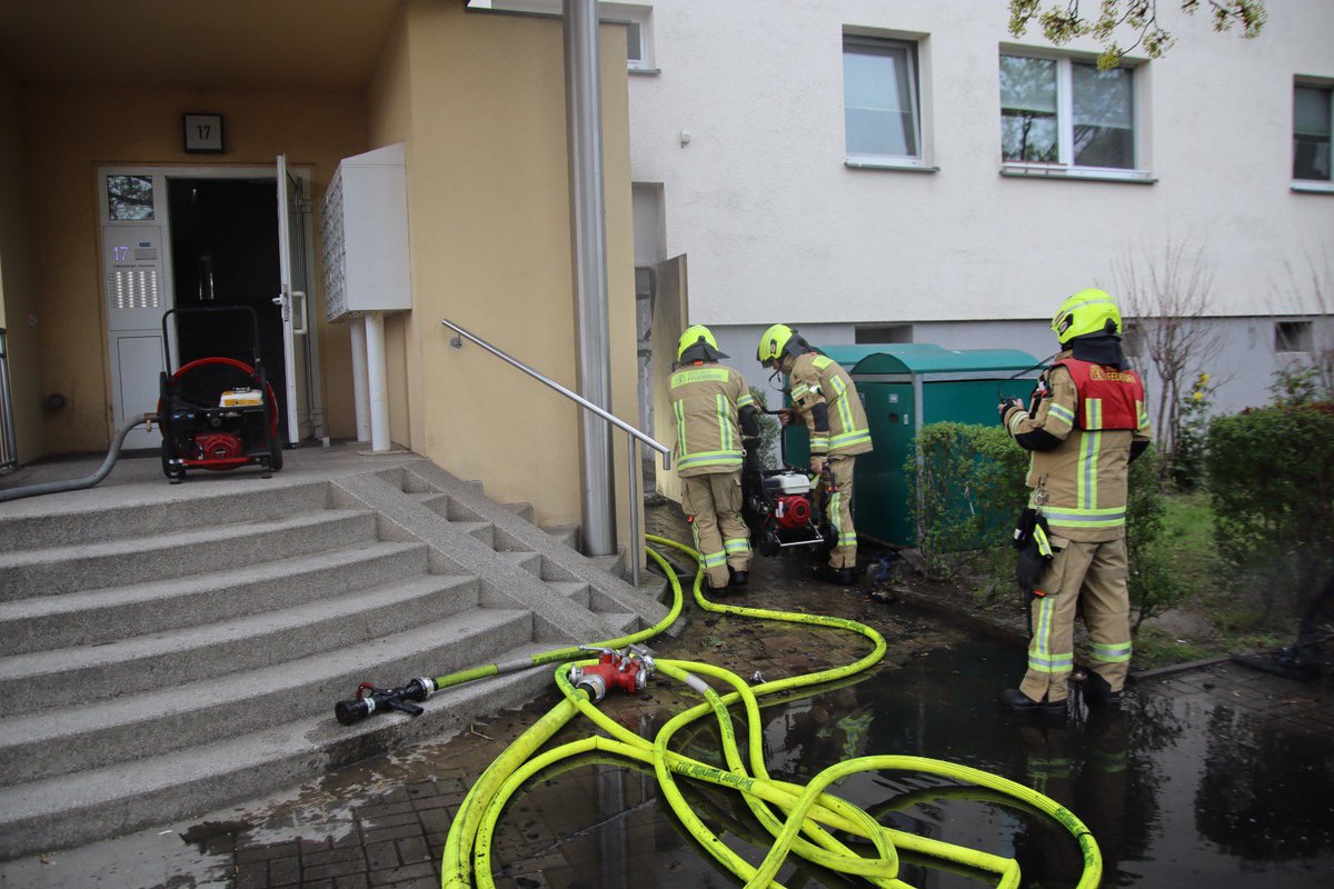 Fotograf T. Peise tweet media