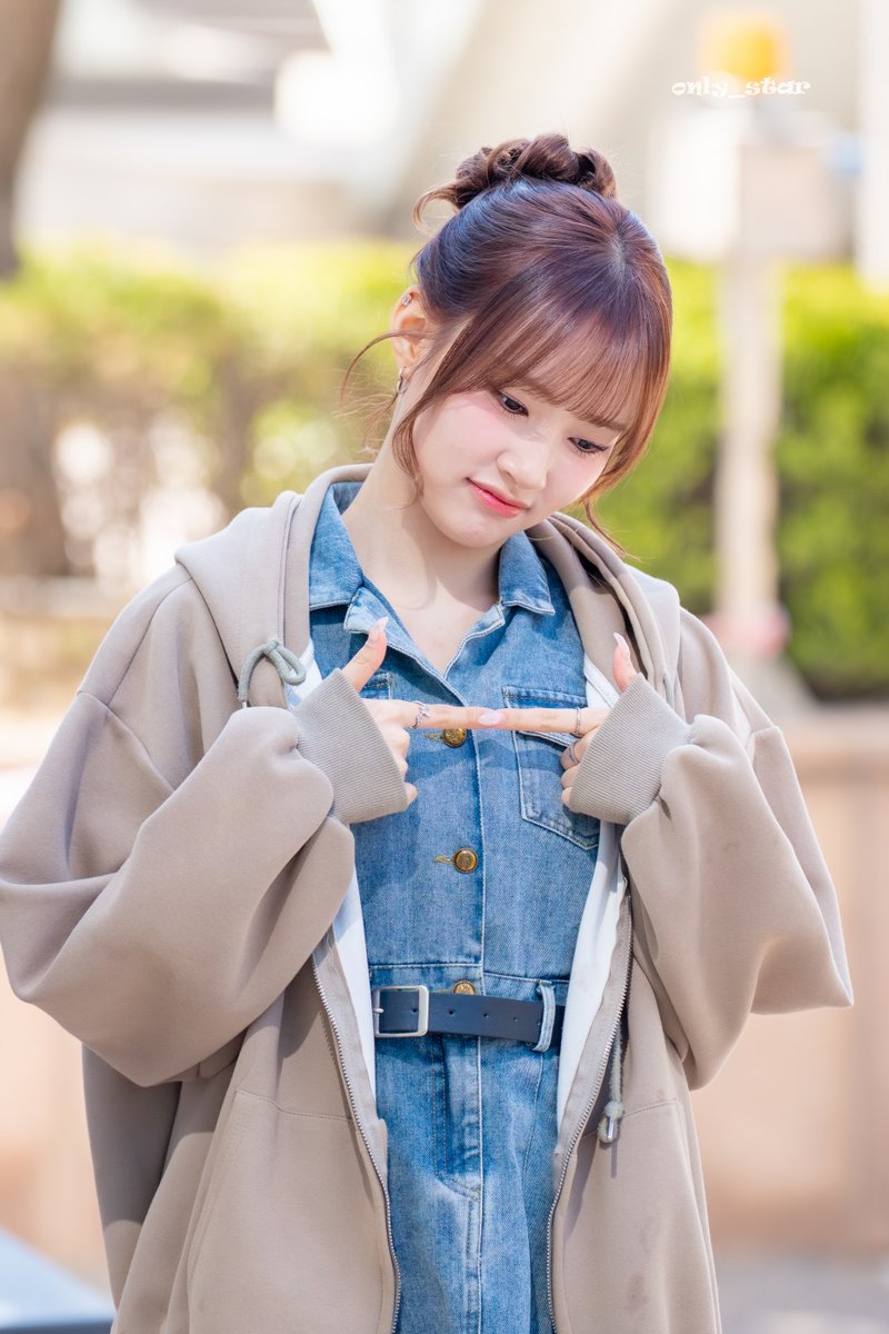 only_star tweet media