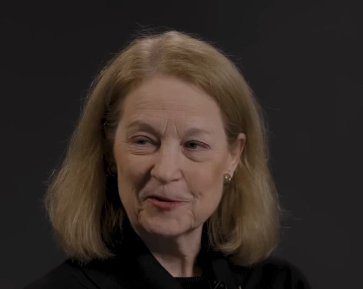 John ⛰ tweet media