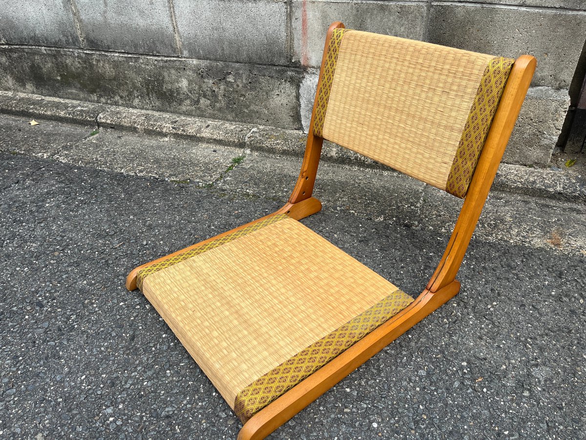 kozai_net's tweet photo. 【古材市2026春】
4/29(水祝)10~15時　国登録有形文化財・藤田家住宅（京都市伏見区横大路）前の広場にて！
同家一般公開も（無料）

✨詳細チラシご参照
その他写真は最近のレスキュー品です

「#昭和の日」に”昭和レトロ”を満喫してください☺️

#レトロ家具 #レトロ雑貨 #持続可能
#レトロ建具 https://t.co/psH0CGLYUo