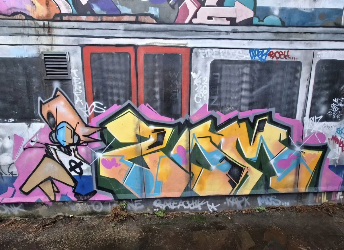 al_crew's tweet image. #graff #StreetArt #graffiti