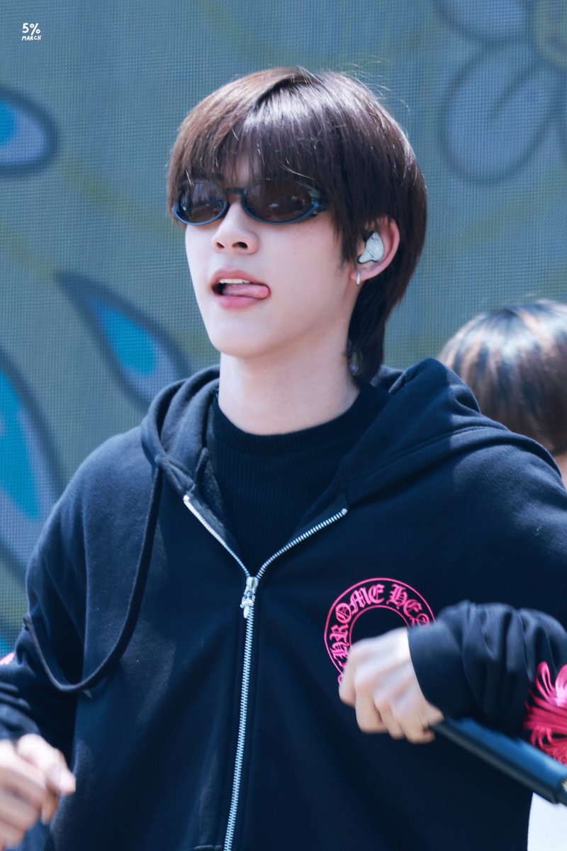 𝟱% 𝗺𝗮𝗿𝗰𝗵 — 🧸 tweet media