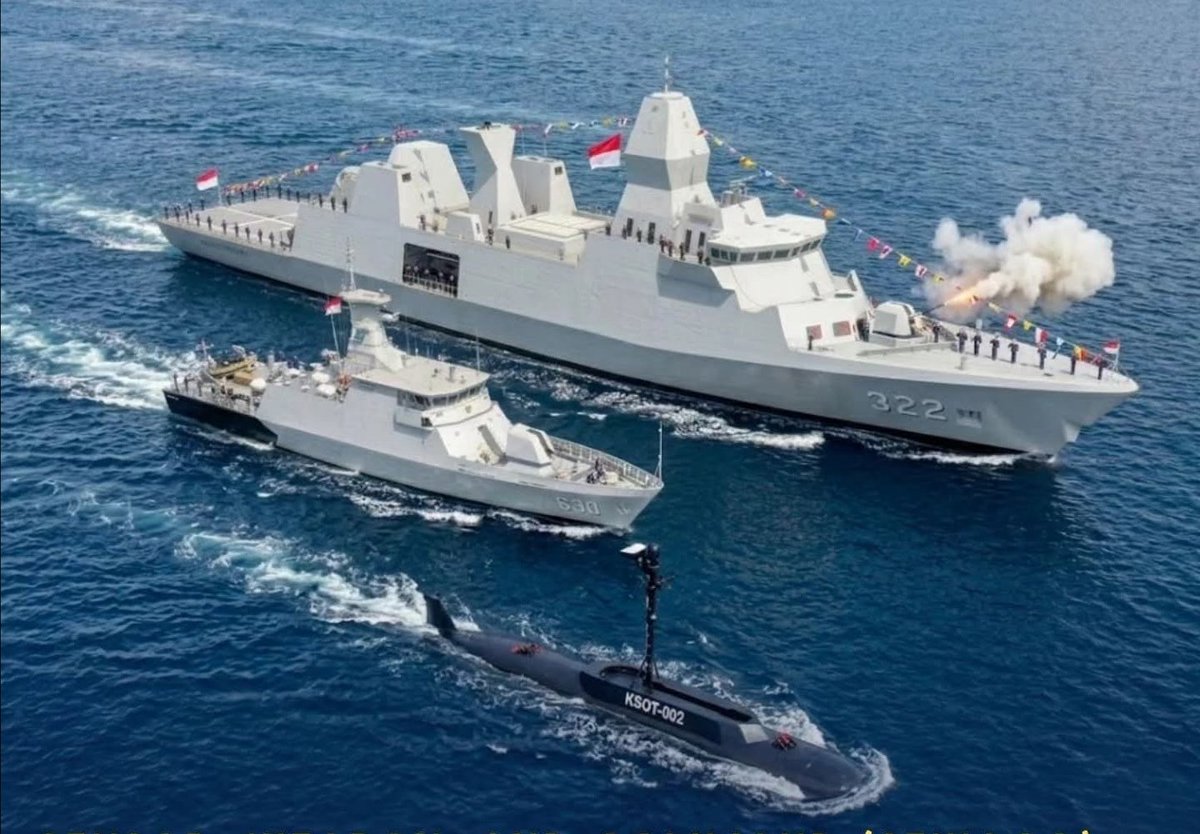 GardaAramis's tweet image. There's a need for local industries to emulate Indonesia naval shipyards to offer gunboat/missile boat as well as corvettes and frigates (as part of LMS3 and LCS2 prog)

Pix source: PT PAL