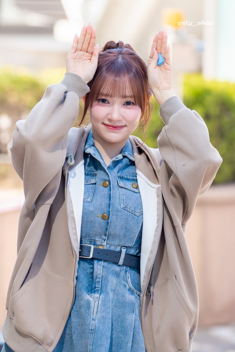 only_star tweet media