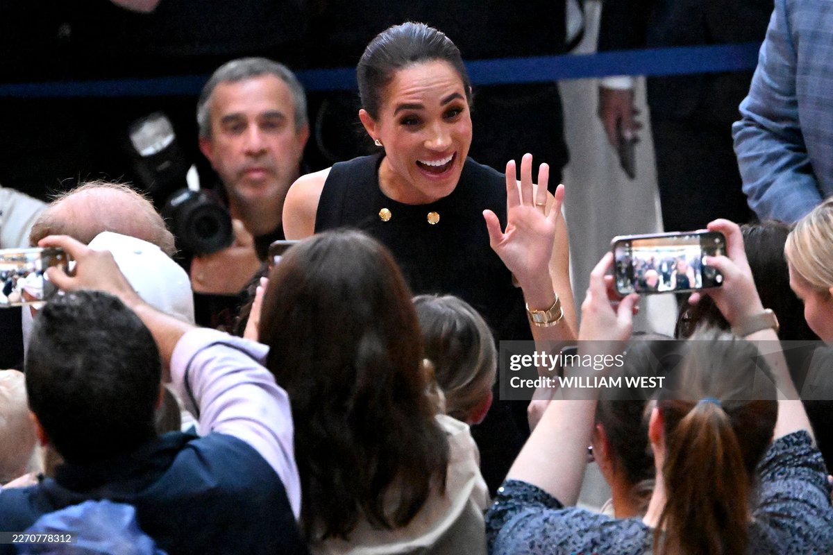 Royal News Network tweet media