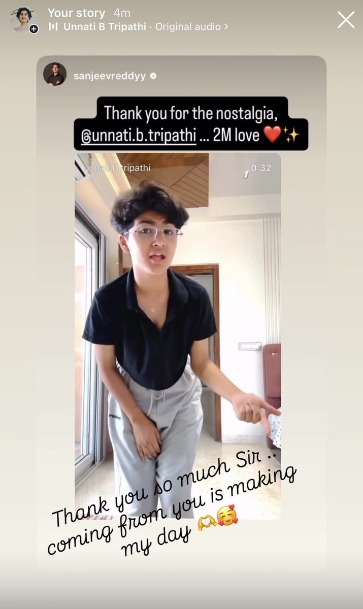 ZindgiGuIzarHai's tweet image. Movie Director , Singer and 2M views on unnati’s Viral video … 🫶😍✌️

#telugu 
#viralvídeo