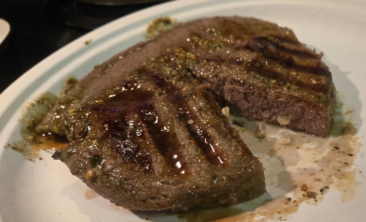 RazörFist tweet media