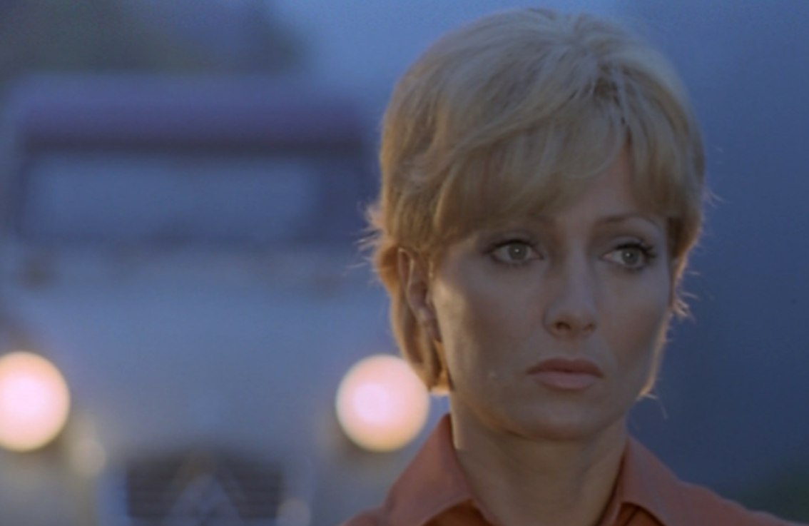 Po napisach tweet media