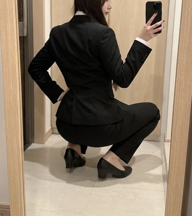 コメント欄でケツデカ
ち◯◯びダンスする💢💢💕💕