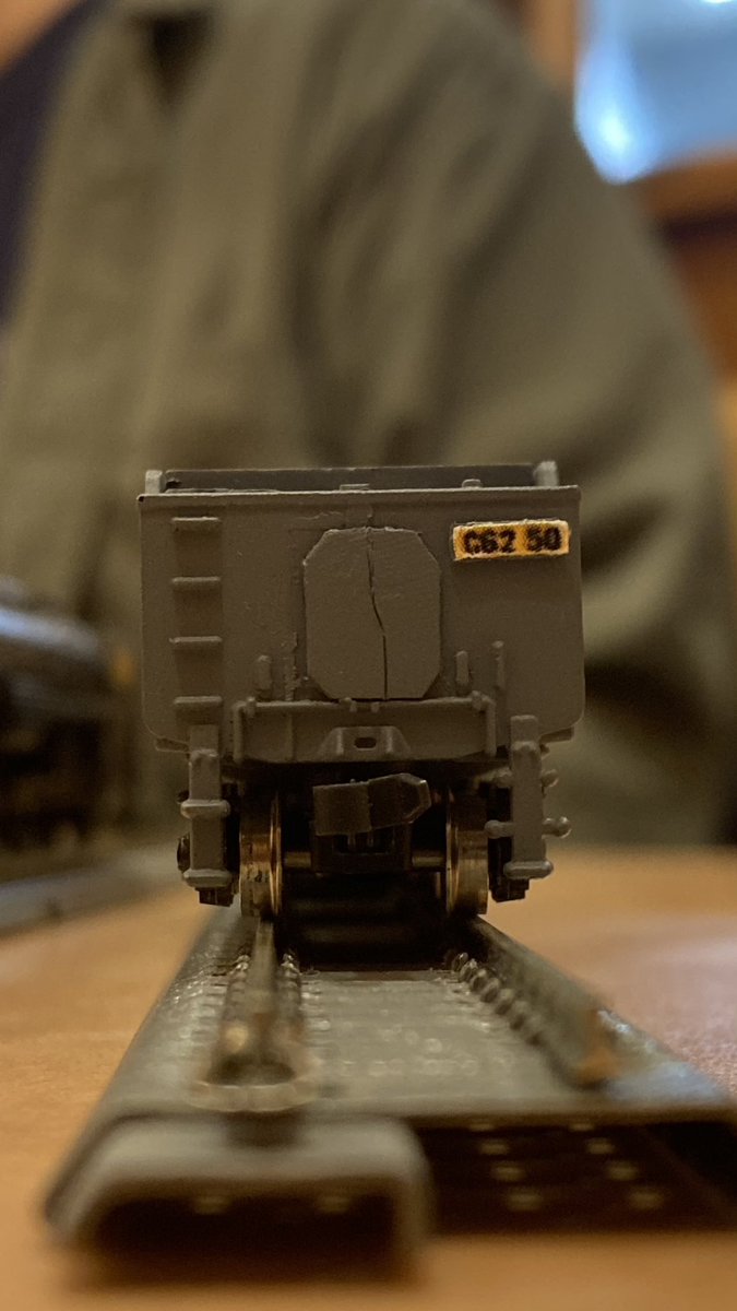 スバーン大佐 tweet media