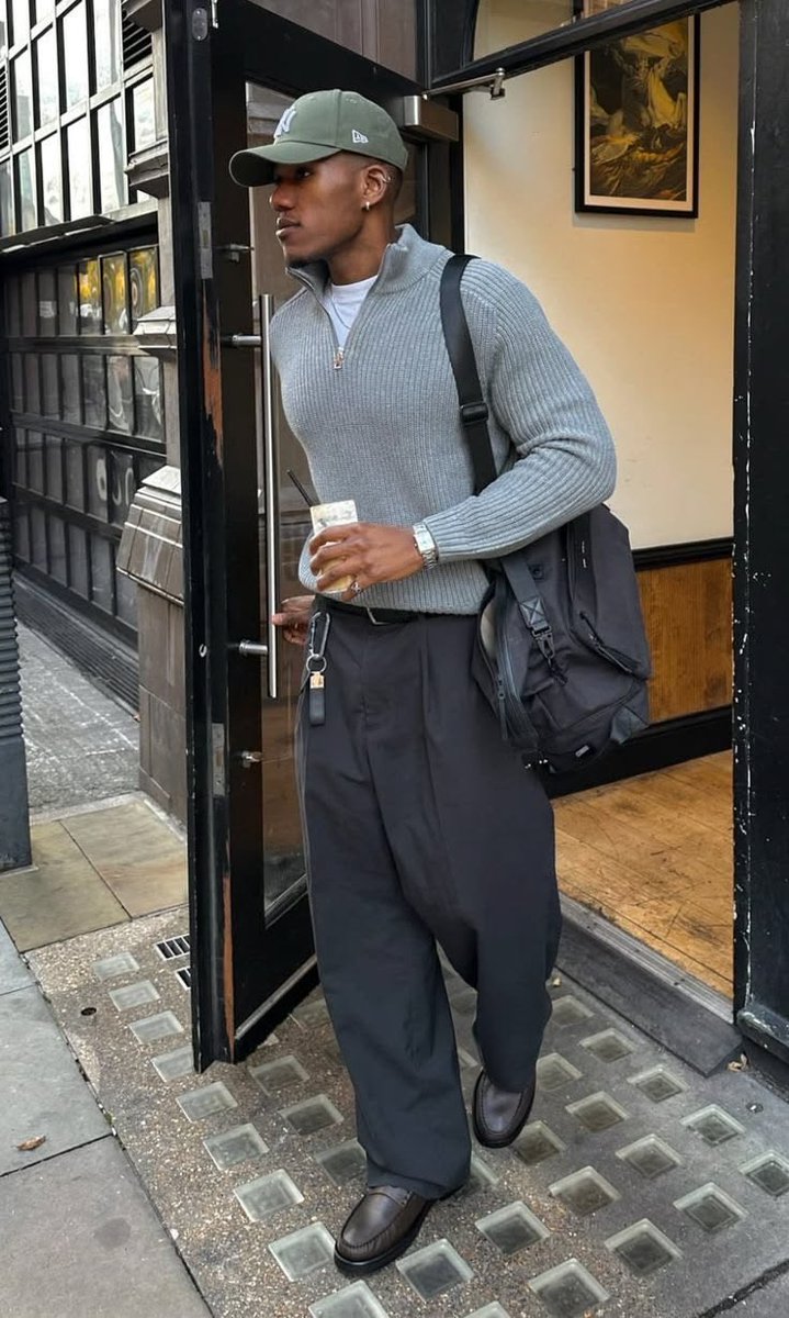 ezra2lit_'s tweet image. 