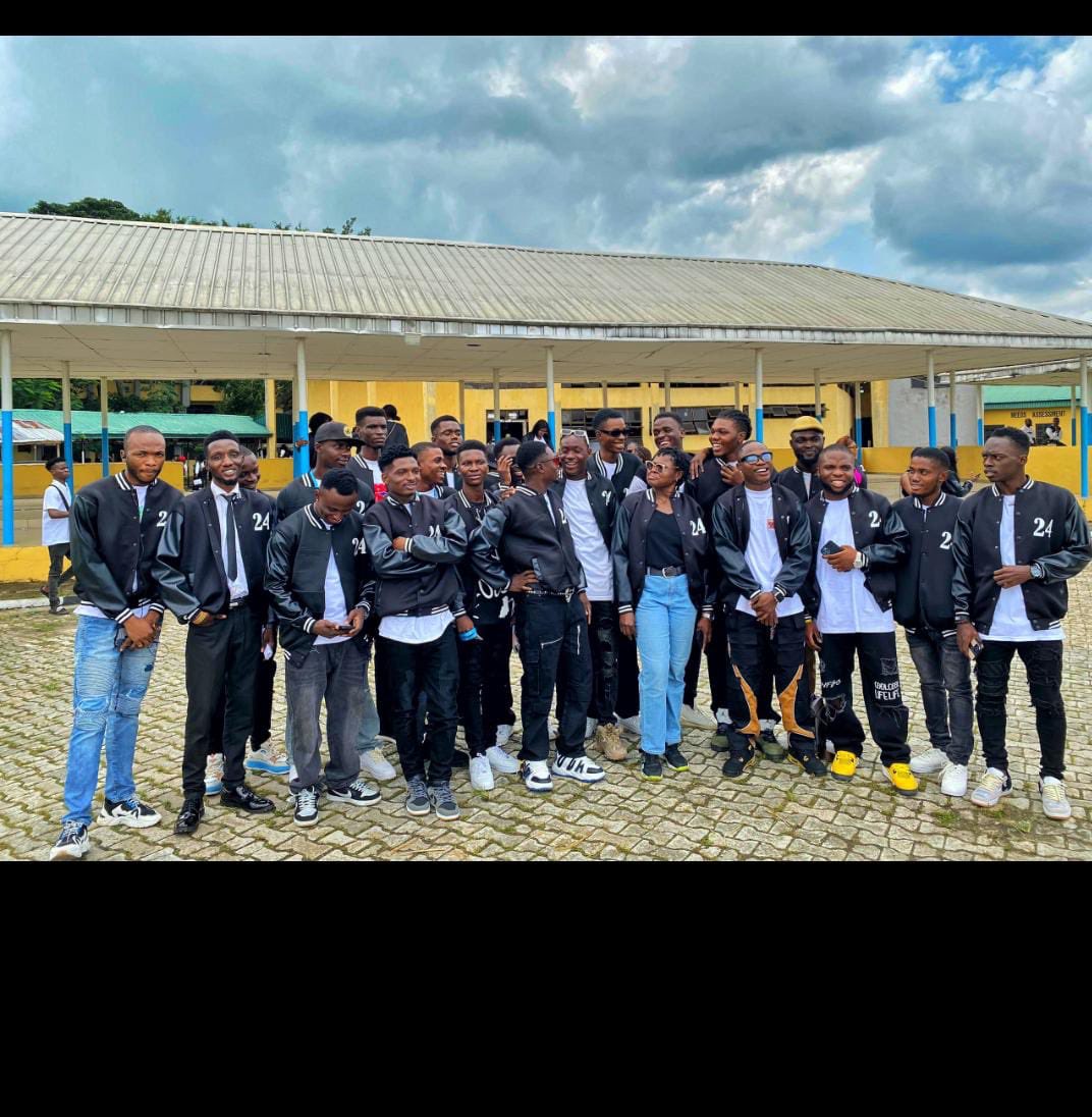 UrbanKobi's tweet image. JOB WELL DONE #Denim x Tuscan leather jackets #BulkJobs
#FUTO #civil engineers”#24
