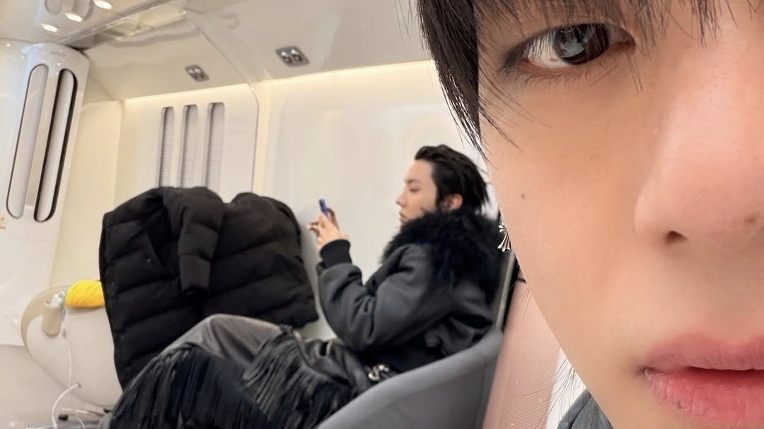 vhope love bot tweet media