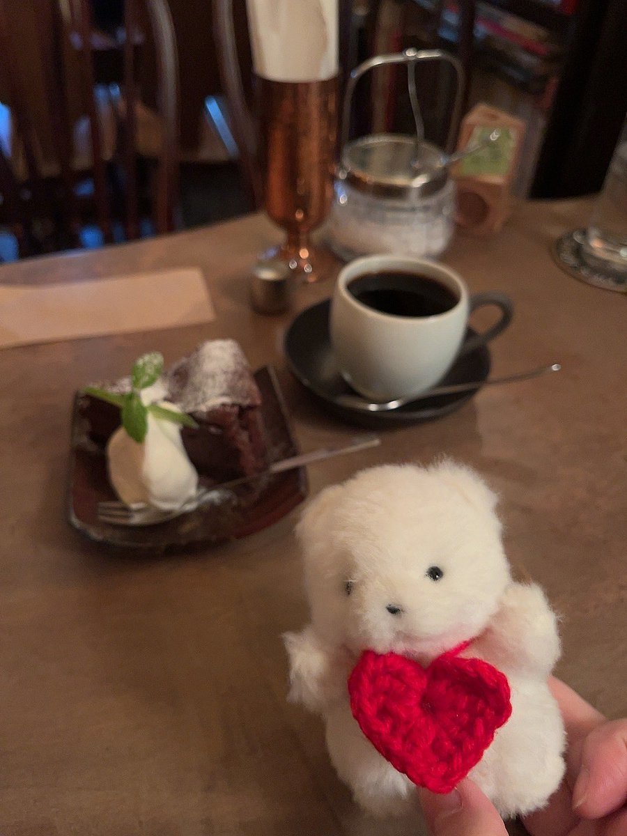 shuvanian's tweet photo. カフェ☕️ https://t.co/k3i99jHUBo