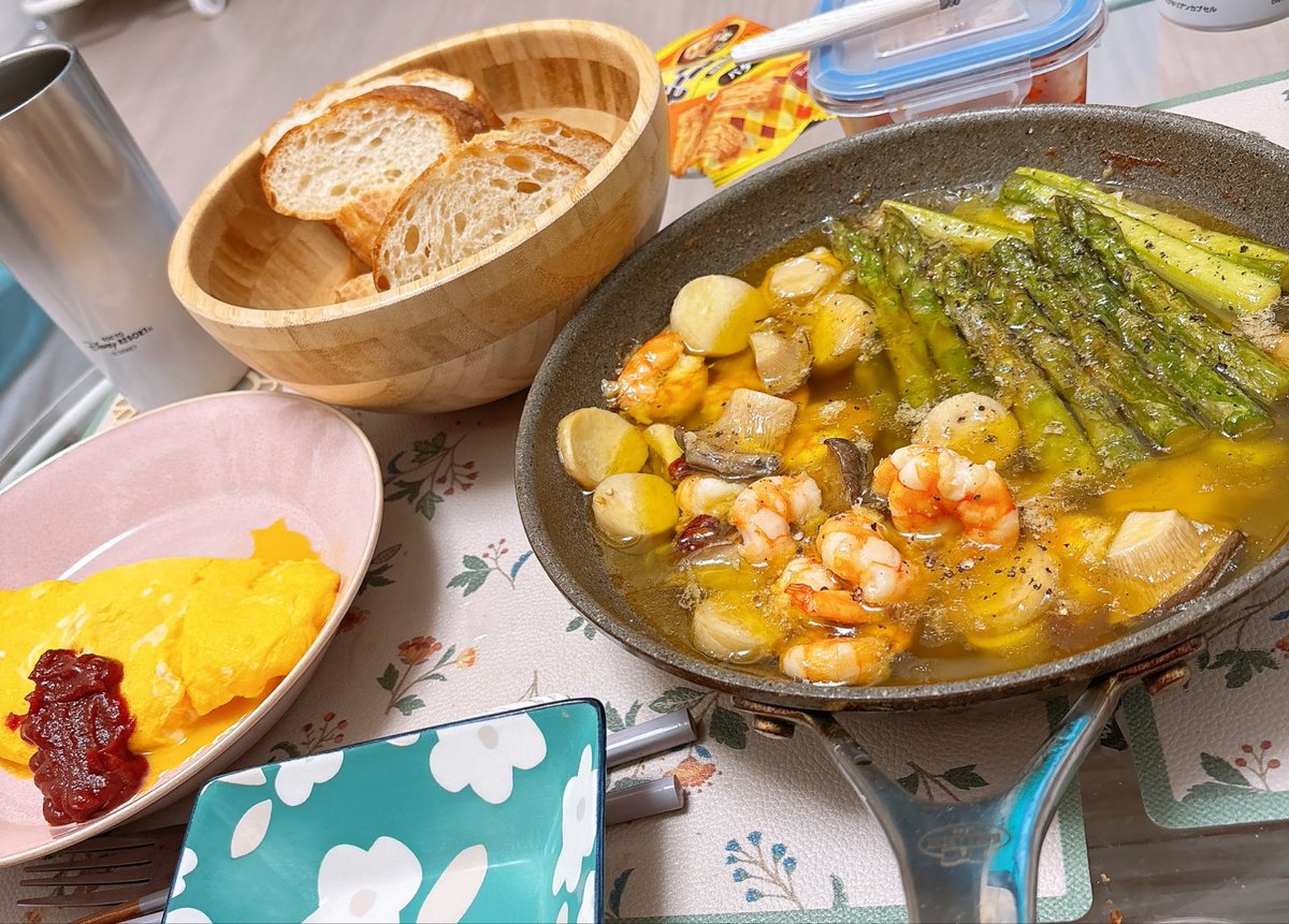 よる🌷 tweet media