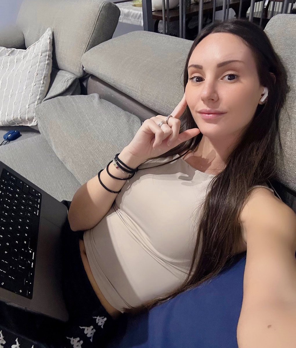 CryptoPizzaGirl 🍕🐳 tweet media