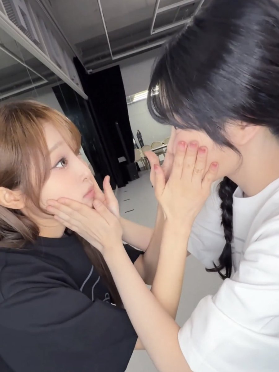 𝗺𝗶𝗻𝗻𝗮 tweet media