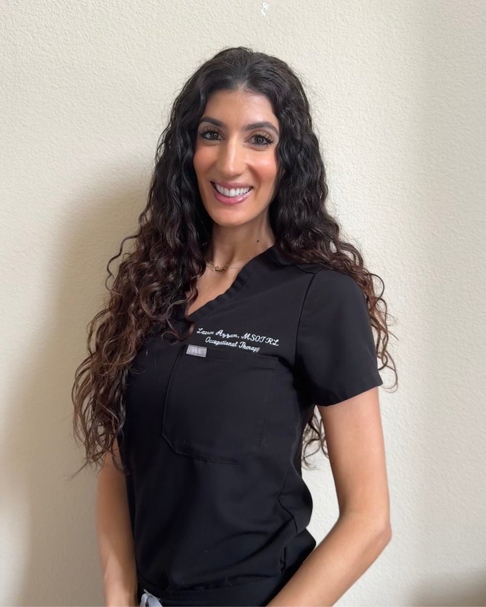 SCOSOrthoWest's tweet photo. We’re excited to welcome Lauren Azzam, MSOT to Orthowest &amp; SCOS as our newest Hand Therapist! 👋
Join us in welcoming Lauren to the team! 🎉
https://t.co/SYzXZkopEn
#Orthowest #SCOS #HandTherapy #OccupationalTherapy #CertifiedHandTherapy #HandTherapist #Rehab #PhysicalTherapy https://t.co/jbydJPumpD