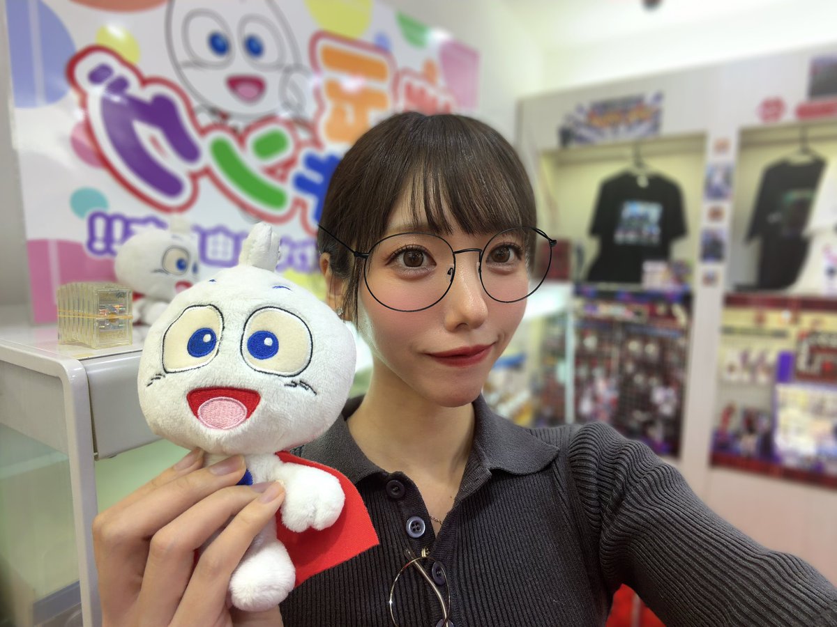 kanon_pachi's tweet photo. #ミリオン高円寺22号店 さま
お邪魔しました😚🫶🏻

天撃に脳焼かれとる私ですが粘った結果1回だけど通せてとても嬉しい😚🫶🏻

いつも何かが起こる高円寺さん、
6台中4台天撃確認しました👀✨️

明日もお邪魔させて頂くので是非お待ちしております😘どこにでもチャンスある😘

⋆┈┈┈┈┈┈┈┈┈┈┈┈┈┈┈⋆

〇鉄拳 6000枚
〇転生 5000枚 4000枚 3000枚 2000枚
〇カバネリ 4000枚 2000枚
〇ヨルムンガンド 4000枚 3000枚
〇モンキー 3000枚 2000枚×2
〇化物語 3000枚
〇バラエティー 2000枚 多数

5スロコーナー ほぼ満台 #PR