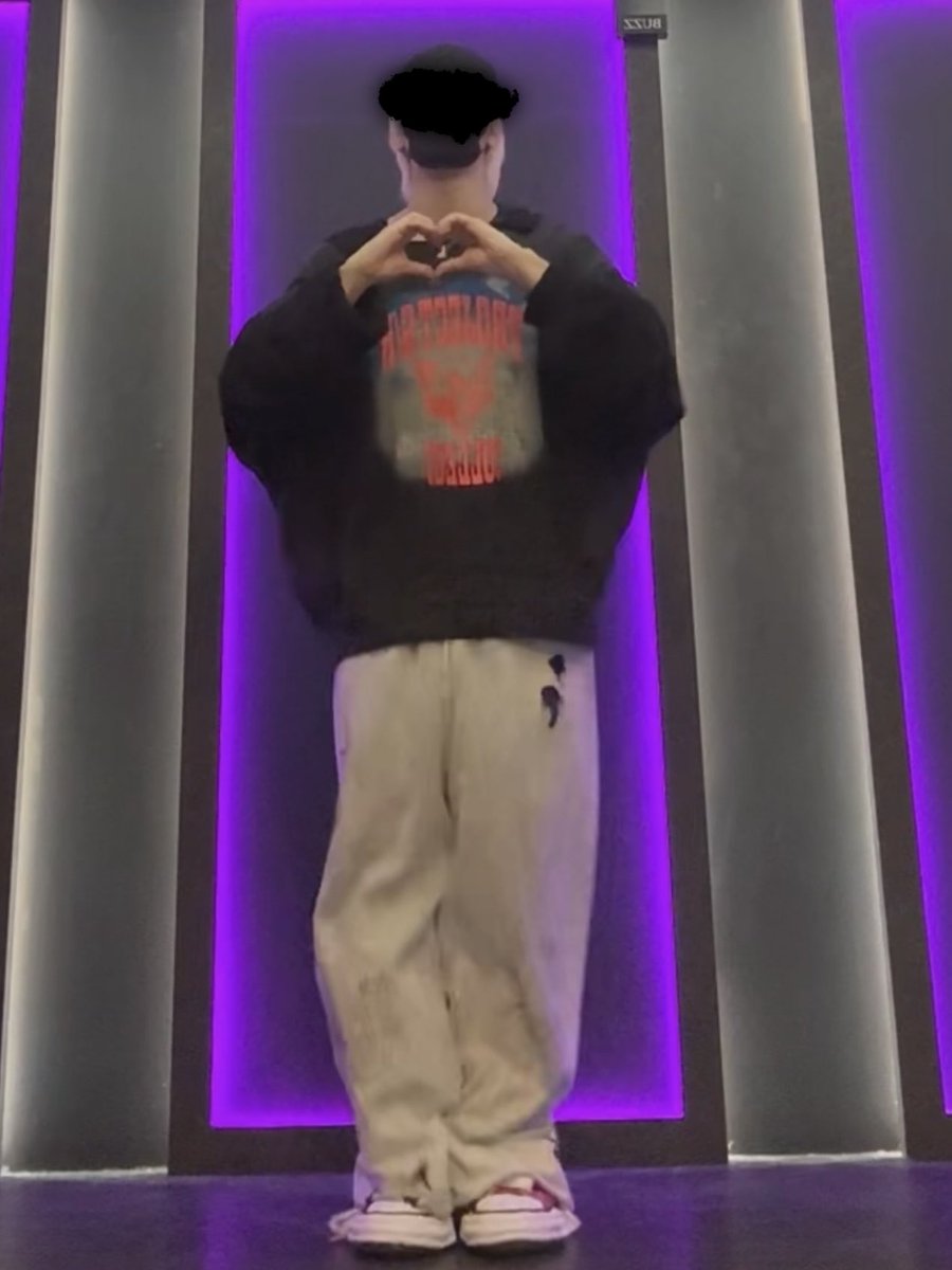 _Liura_of's tweet image. 【🐤りうらの動画投稿たいむ】

らびゅらびゅりぶーと / 最終未来少女
踊ってみた

🐥TikTokはこちら！🐥
【 vt.tiktok.com/ZSHpW1pUA/ 】

🐣Shortsはこちら！🐣
【 youtube.com/shorts/khjA2sQ… 】