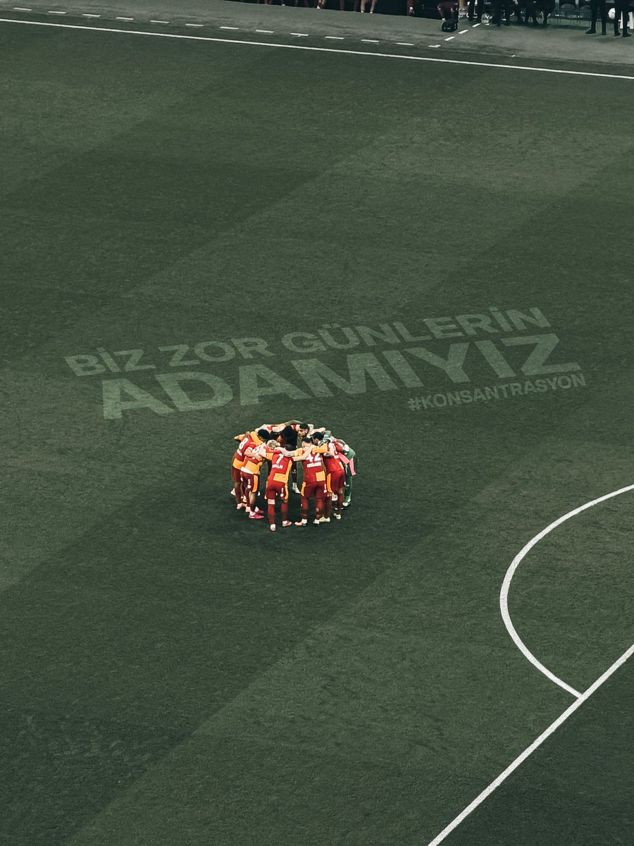 baran1905_'s tweet photo. biz zor günlerin adamıyız... https://t.co/kfceLTzgB4