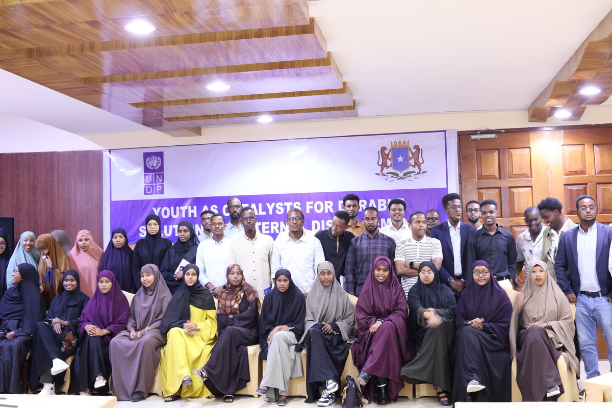Sundus_Ali04's tweet image. Honored to participate in a @UNDPSomalia youth engagement on supporting IDPs.

Together, we explored our role as advocates and leaders, contributing to youth-led solutions for inclusion and resilience.

#Youth4Change #IDPs #Somalia #UNDP #Resilience #Inclusion